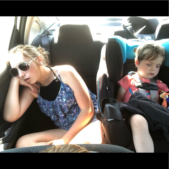 Meet your Posher, Carlo - Picture 3 of 5